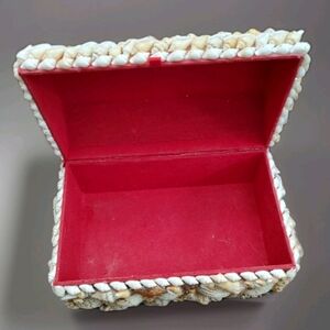 Vtg Sailor’s Glittery Valentine Shell Art Jewelry Trinket Box Red Lining/Bottom